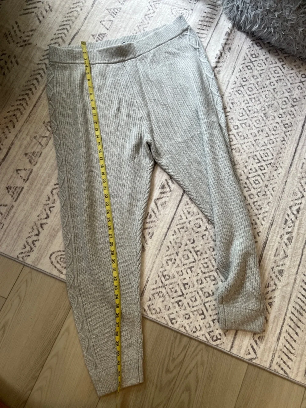 Express Light Gray Knit Joggers - Picture 7 of 8